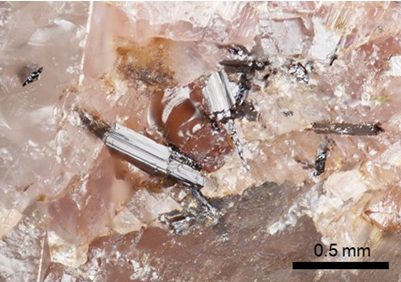 山口大学、群馬の鉱山でレアアースを含む新鉱物4種を発見