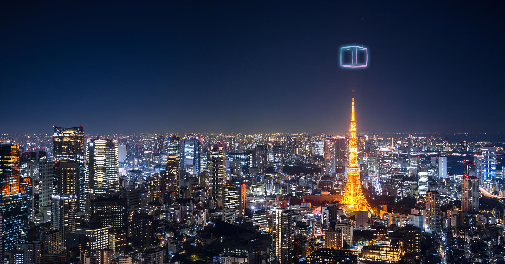 2021年8月には、東京上空に仮設営されたキューブ上で、音声AR空間での世界初のEDMライブイベント「東京上空フェス」を開催した。