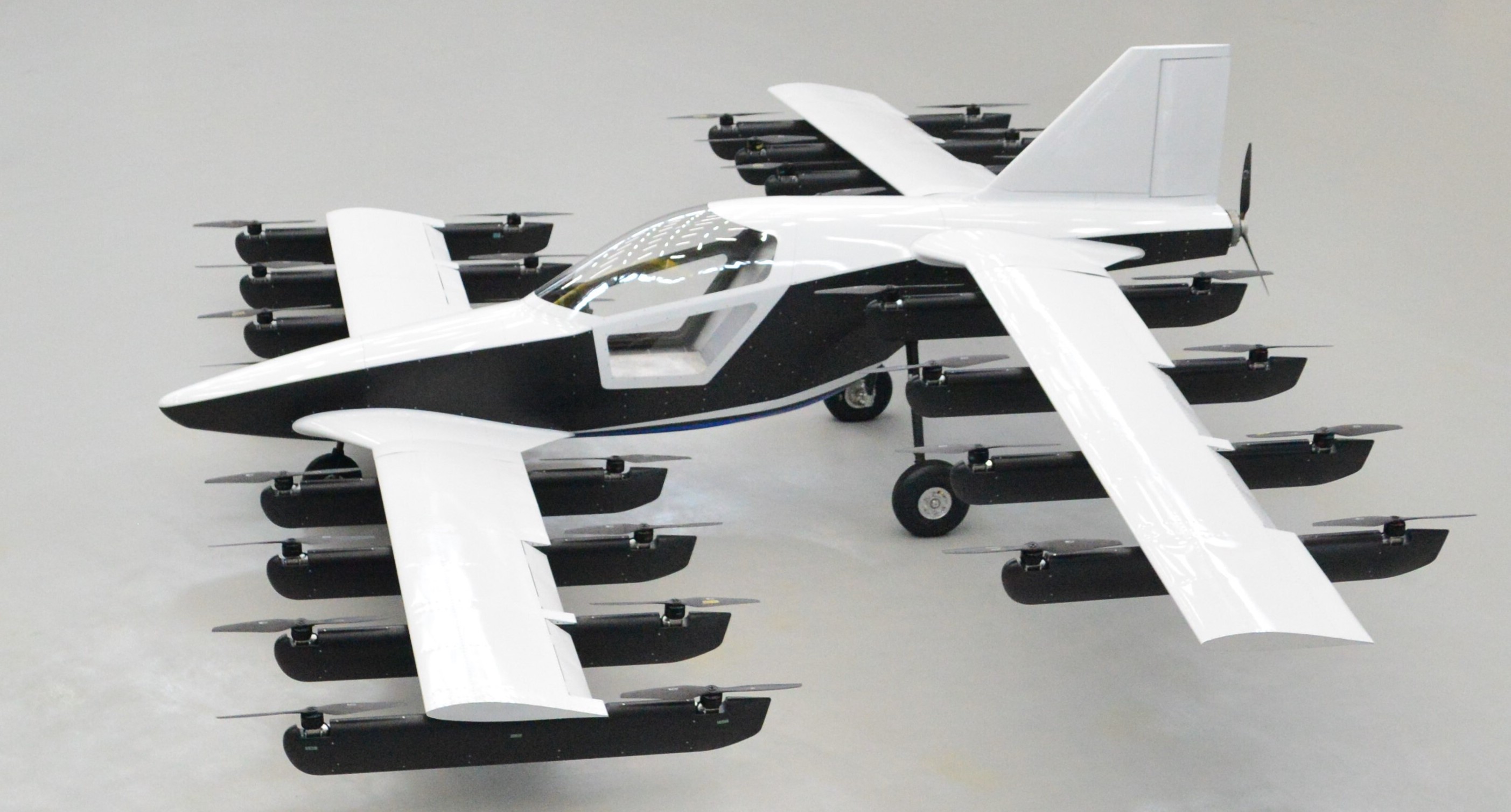 テトラが「空飛ぶクルマ」eVTOLの新機種“Mk-5”を米国で一般初公開、予約販売を開始