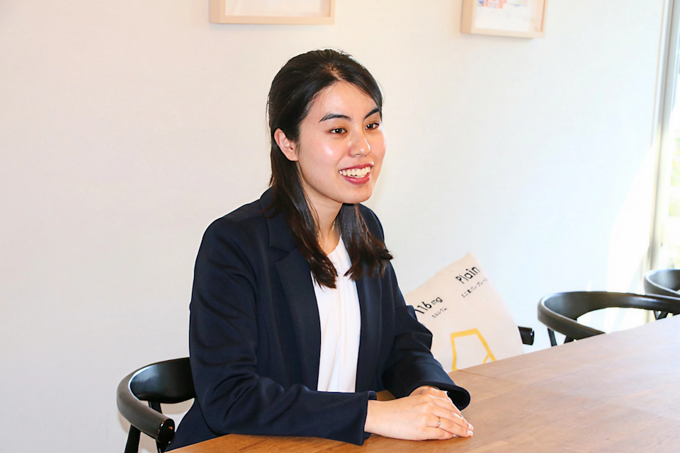 ベースフード株式会社 マーケティング部 セールスチーム 量販店営業統括 由地莉子氏
