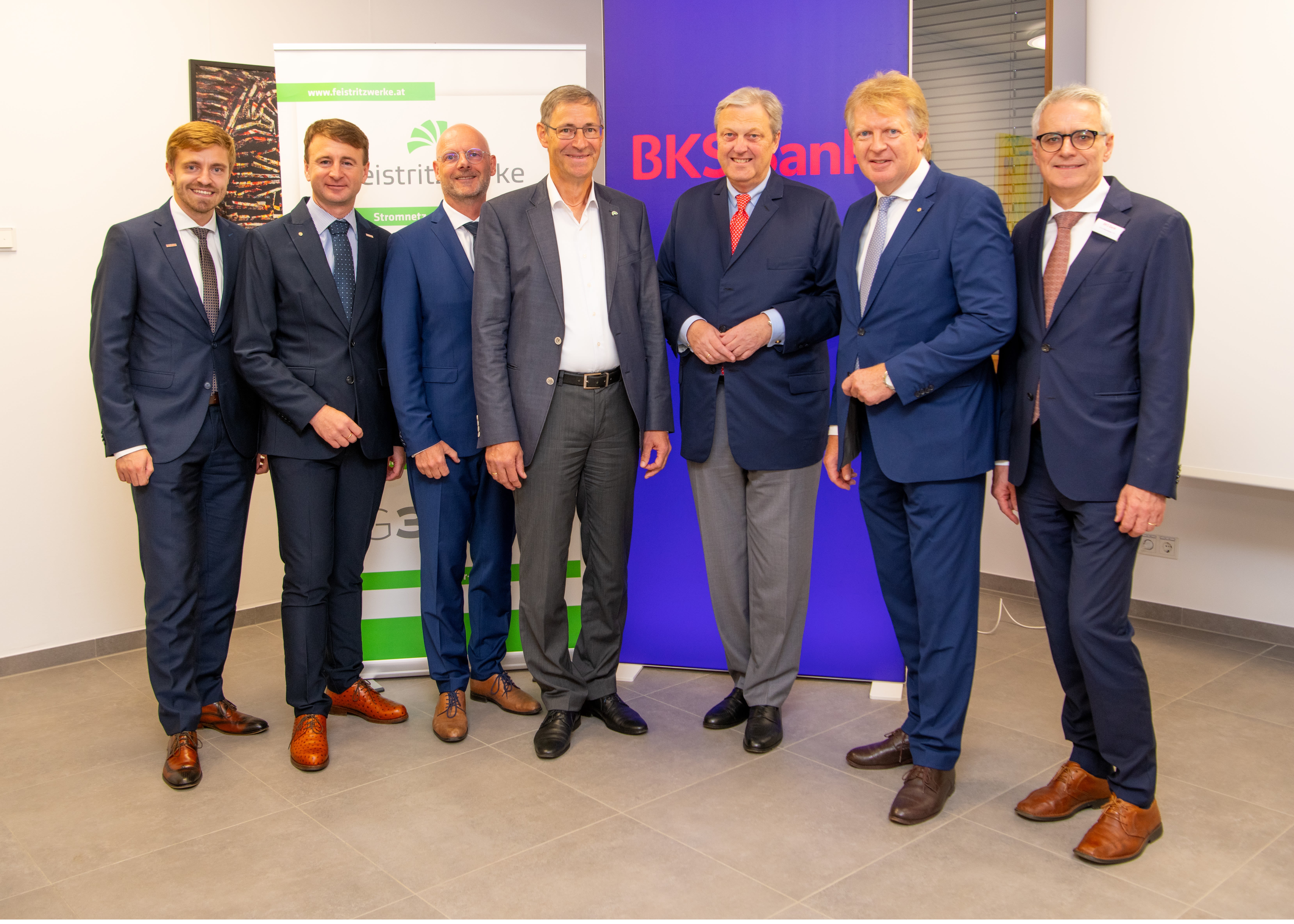 BKS Bank und Feistritzwerke luden zu Expertentalk Zukunft sichern ein - Vorstandsvorsitzender Nikolaus Juhasz und Experten der BKS Bank mit Geschäftsführer der Feistritzwerke 