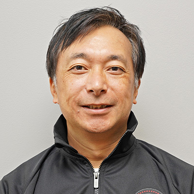 プロフィールアイコン（写真）：シニアデザイナー　菅原　潤