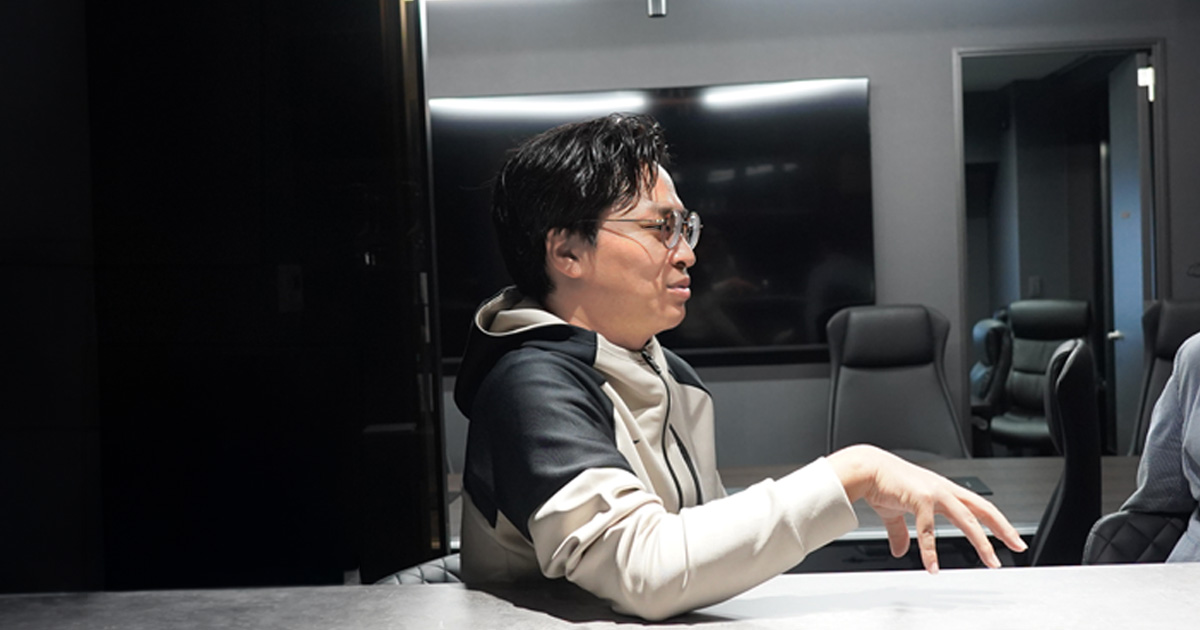 写真：伊原氏が話している様子
