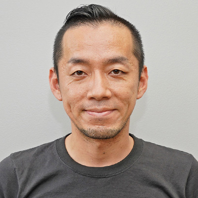 プロフィールアイコン（写真）：アカウント／ディレクター　昆野