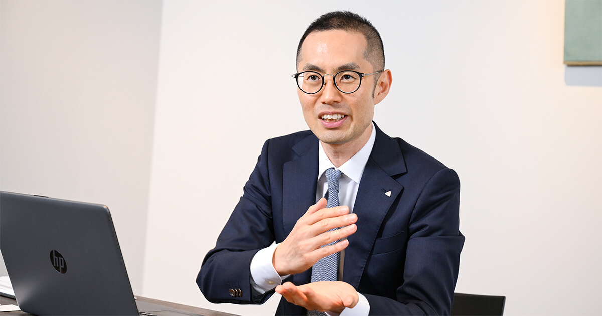 株式会社キャリアビスタ ブランドコミュニケーション課 課長 田坂圭吾 さま