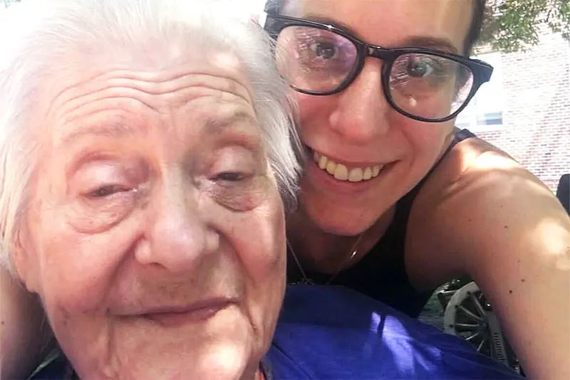 Selfie of Randi Friedman with her mother (thumbnail)