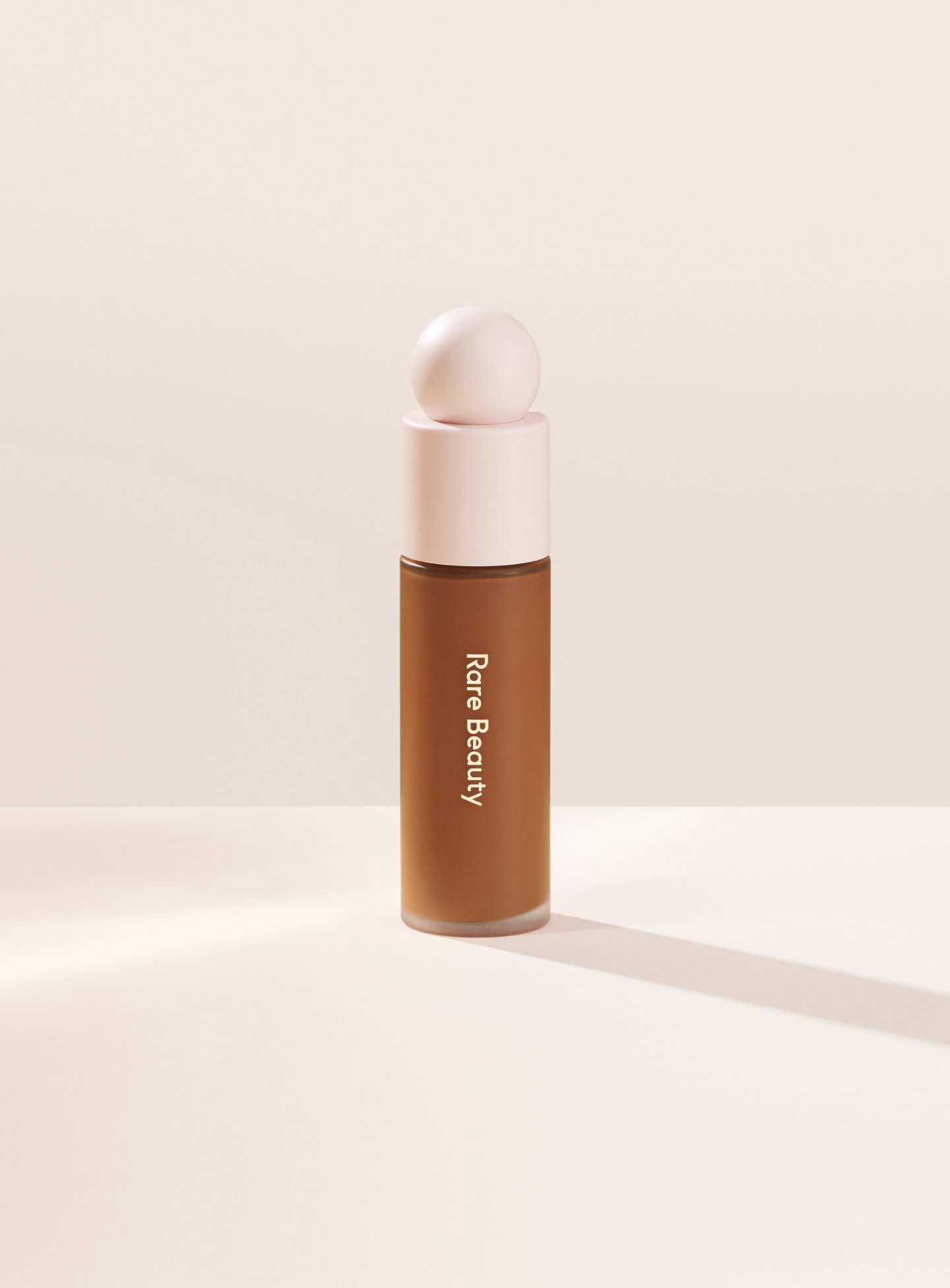 No breakout Makeup Rare Beauty Liquid Touch Weightless Foundation B