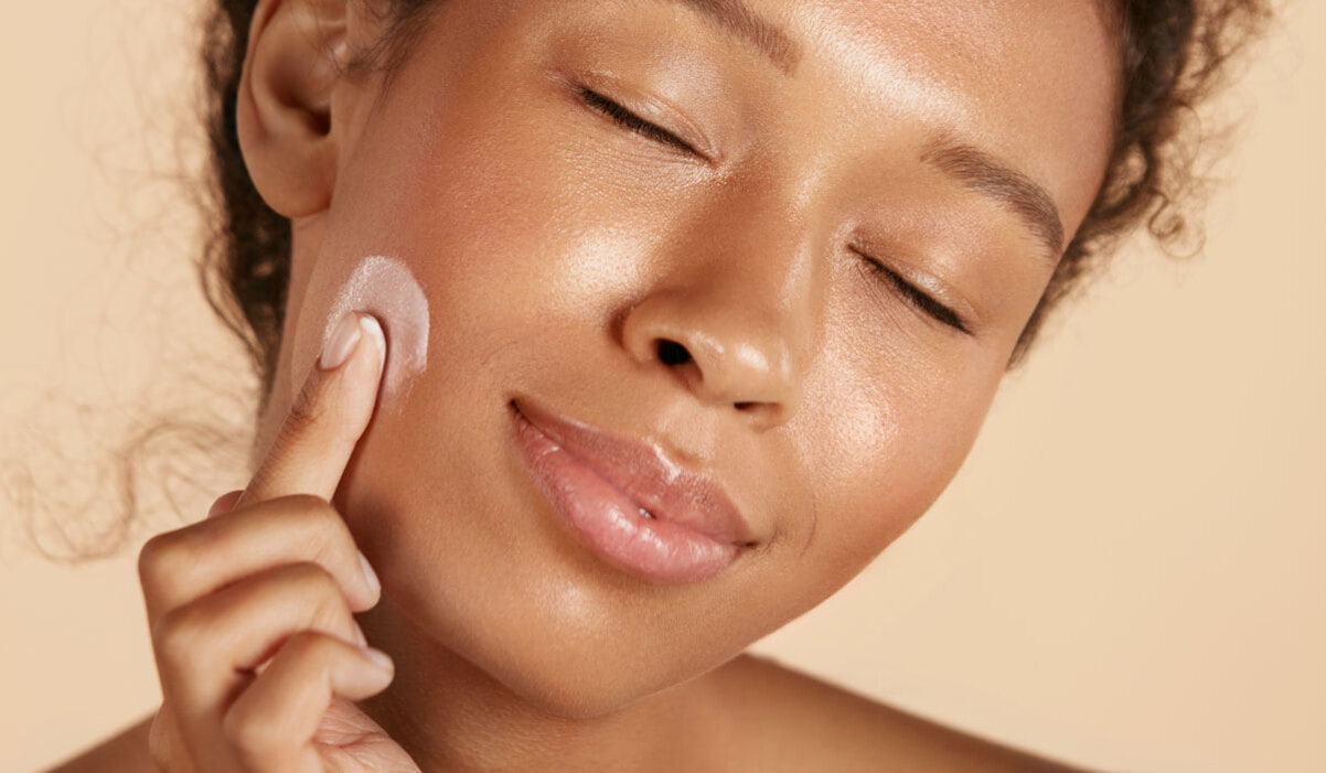 The skincare benefits of oat straw extract | Curology