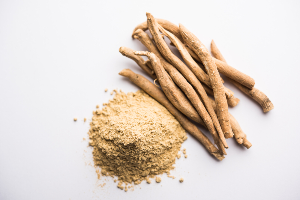 ashwagandha-powder-and-sticks