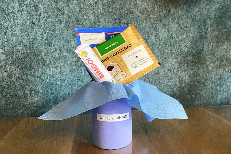 Geschenkdose mit BIN<em>GO!</em>-Losen