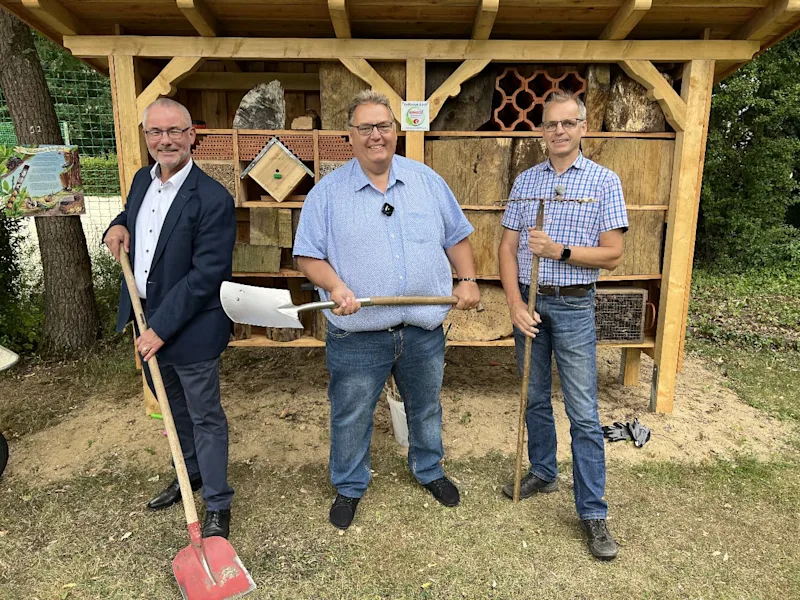 vlnr Dr. Andreas Lindemann Michael Thürnau Helge Dräger Freibad Eschede