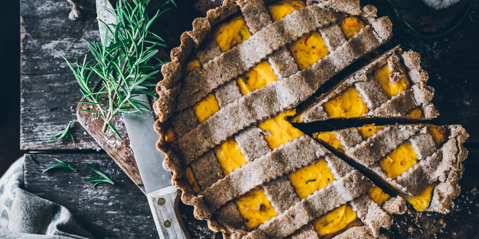 Kürbiscrostata mit Ricotta und Rosmarin