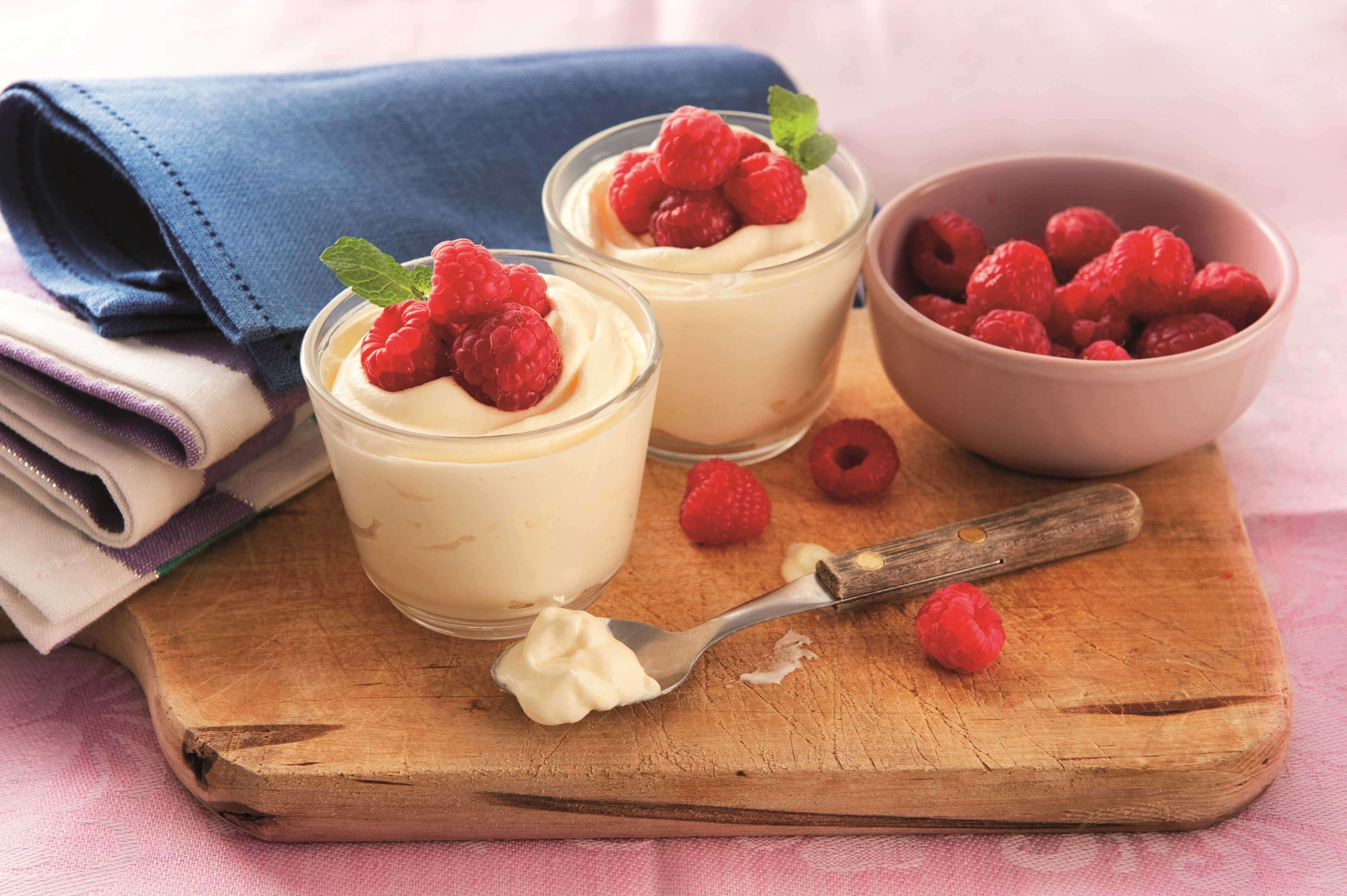 Mascarpone Creme mit Himbeeren
