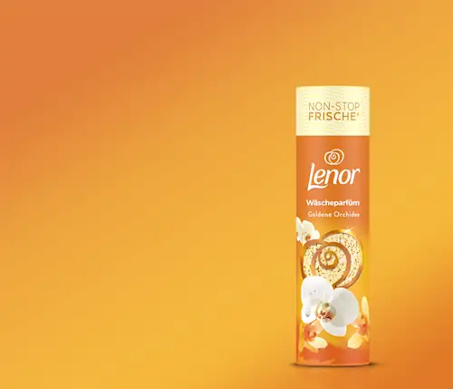 Lenor Wäscheparfüm Goldene Orchidee mit orangefarbenem Hintergrund