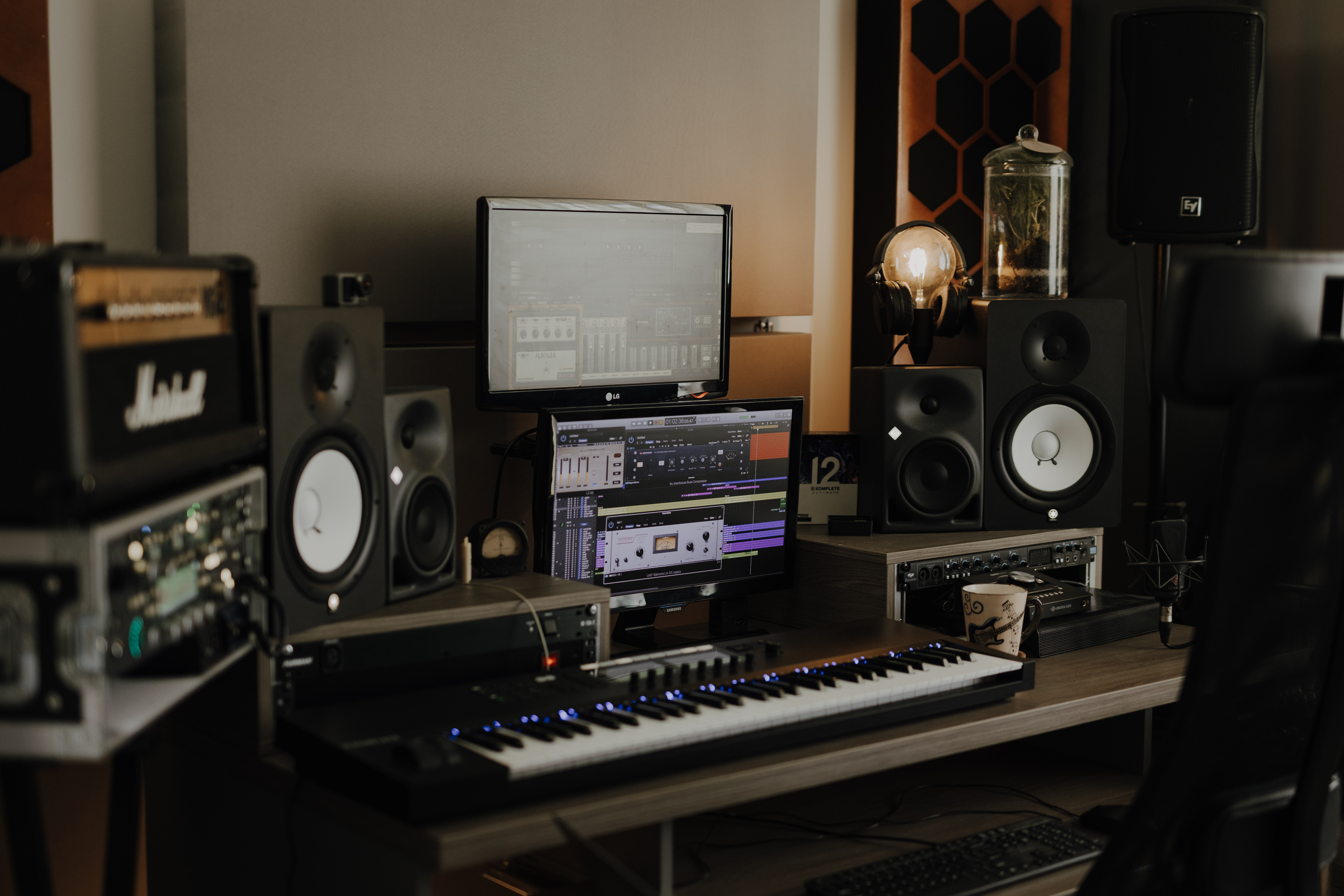Zdjęcie przedstawiające studio DaveWaveStudio