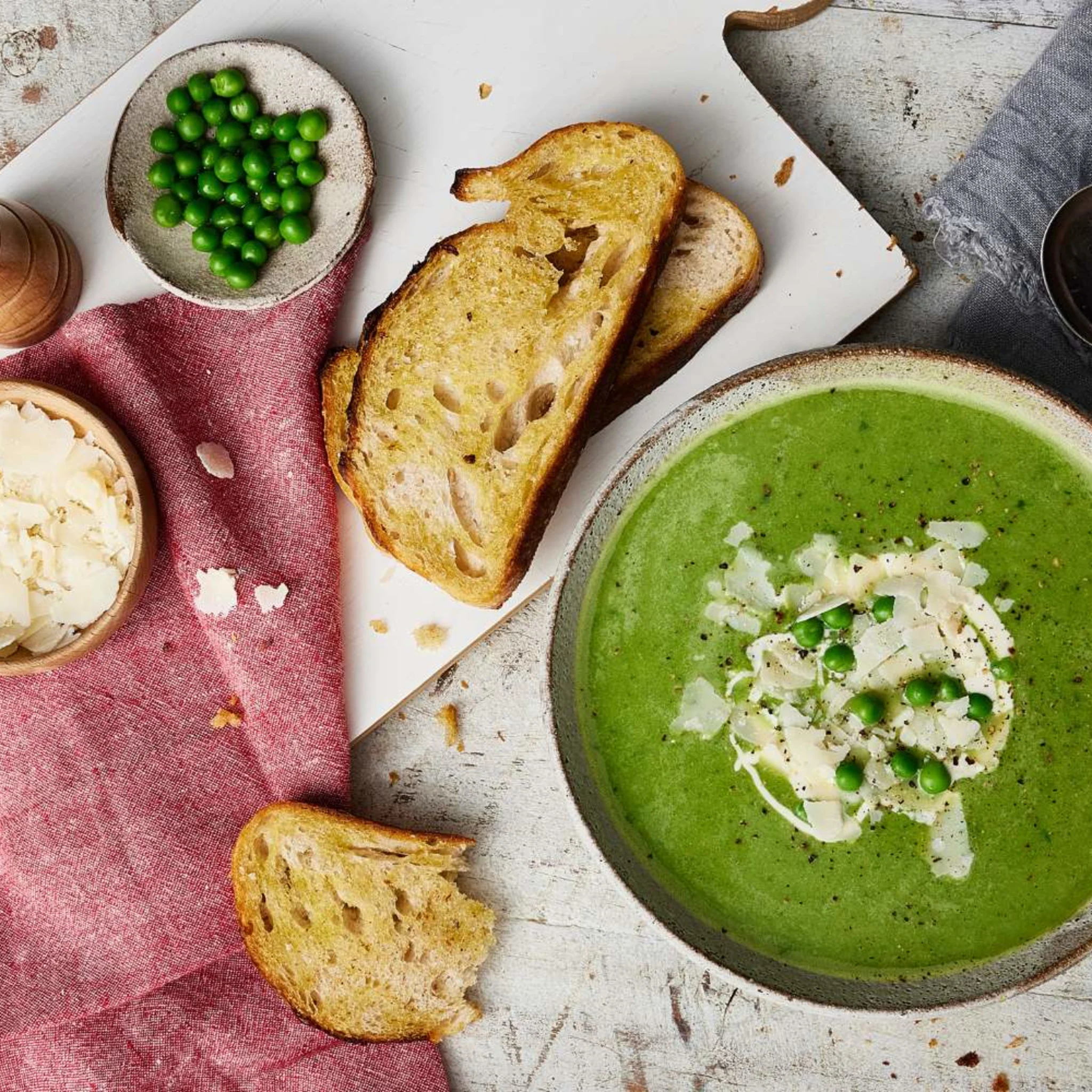 Spinach and Pea Soup