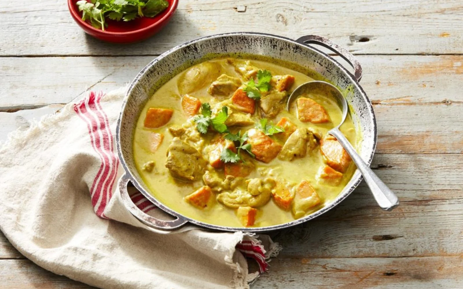 Hero Image Recipe Coconut Chicken Curry