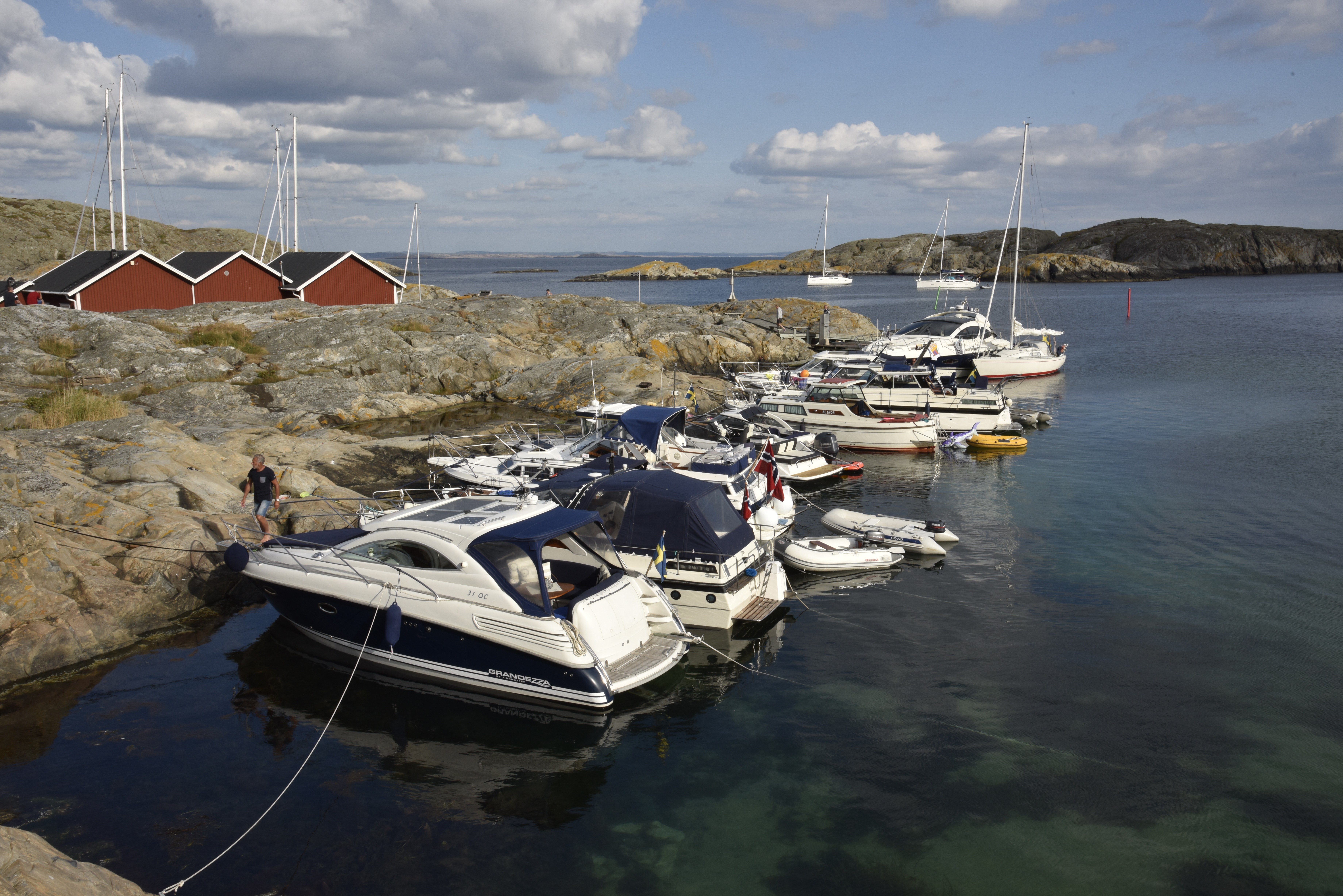 Kobba Klintar bathamn-2048x2048