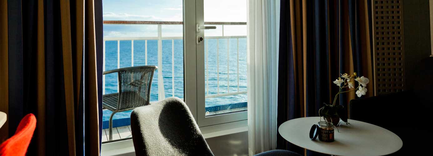 onboard copenhagen-oslo commodore cabin balcony (Balcony)