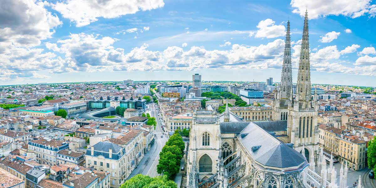 City view of Bordeaux