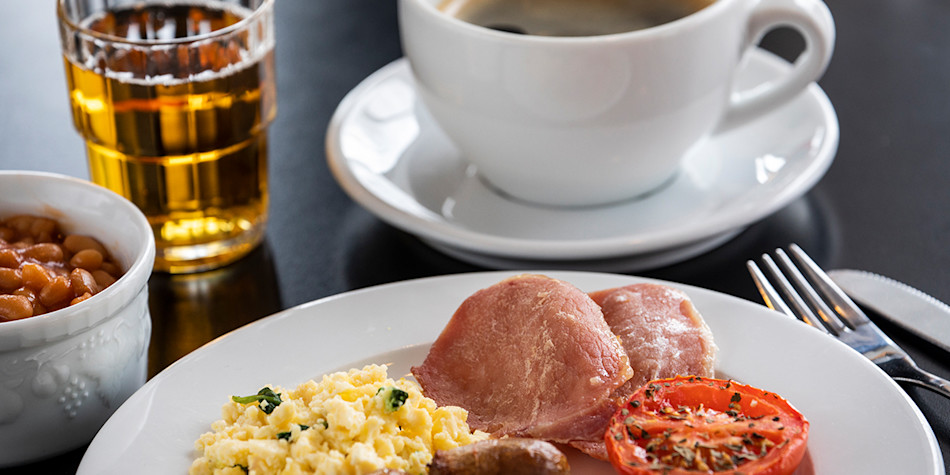 Cooked breakfast in Explorer's Kitchen onboard restaurant