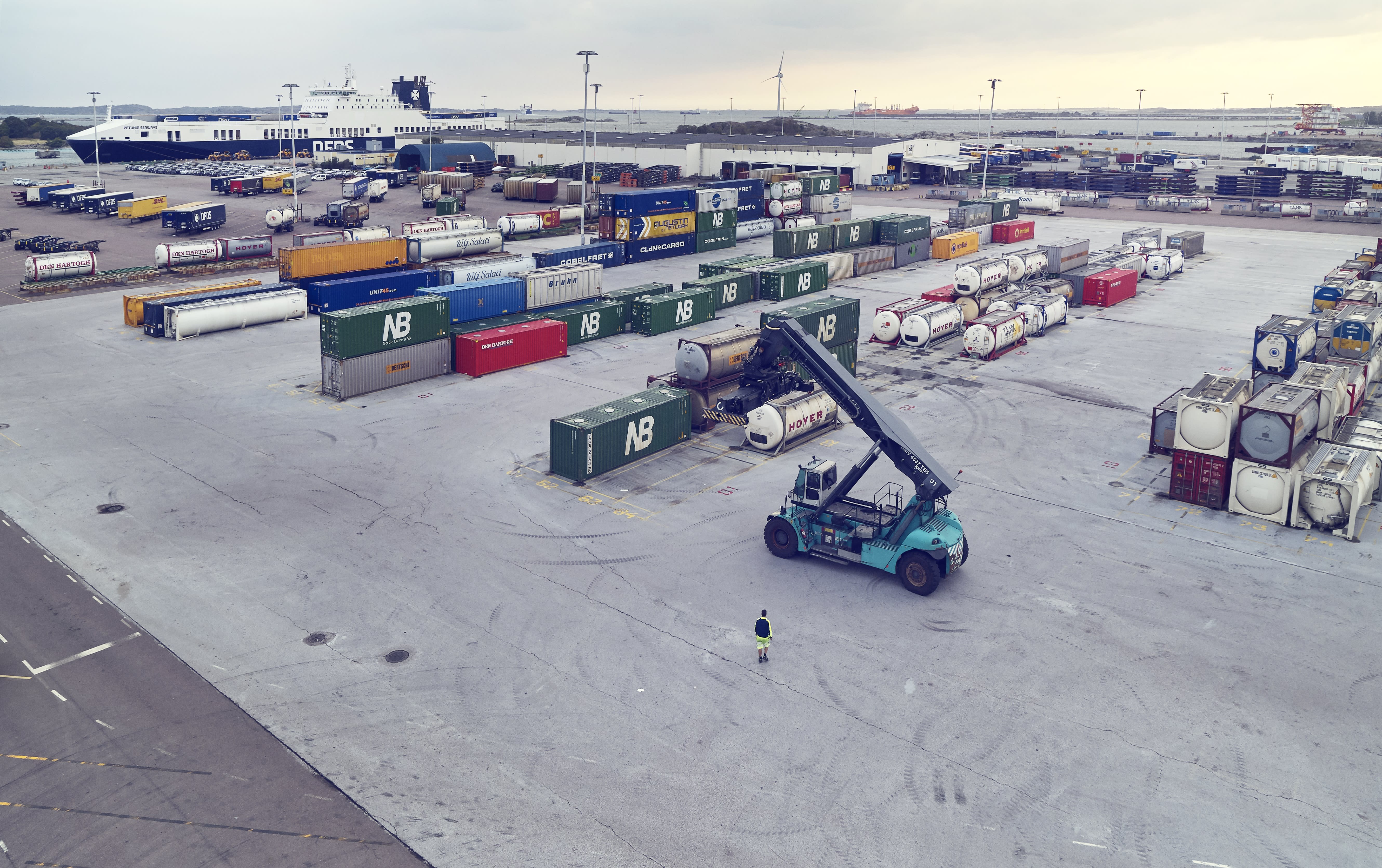 DFDS Containers - Containers at the Gothenburg terminal