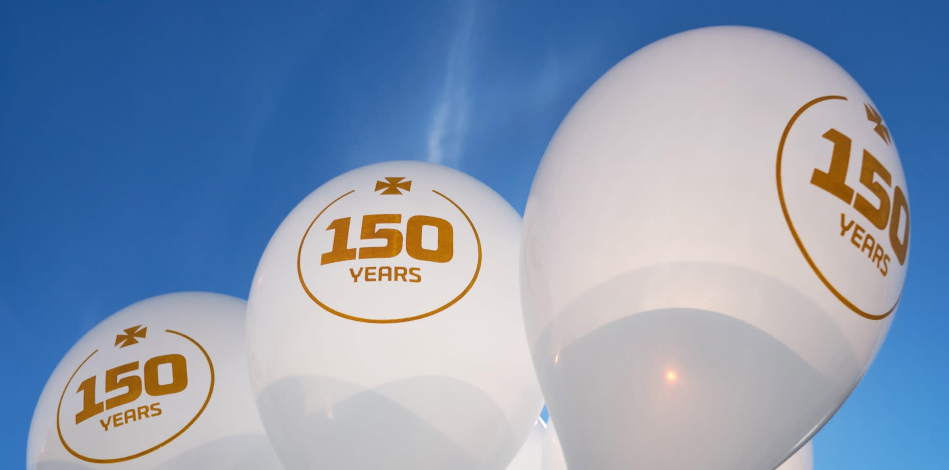 150th anniversary balloons