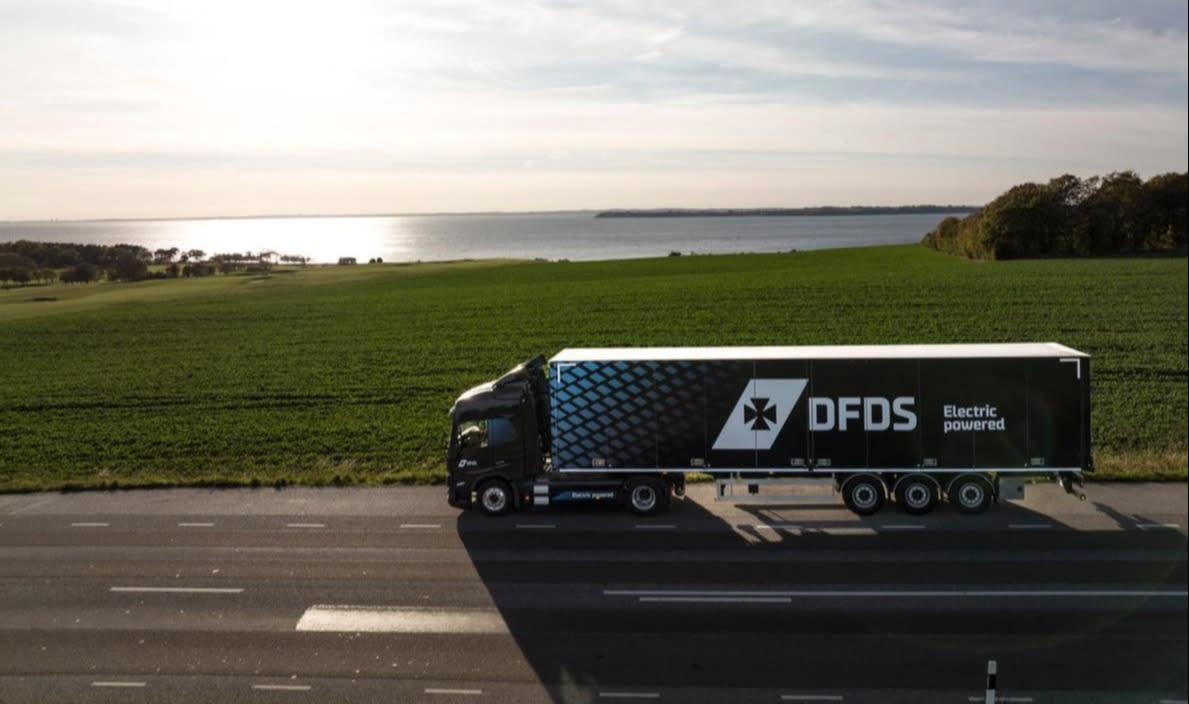 DFDS electric powered truck, cropped hero