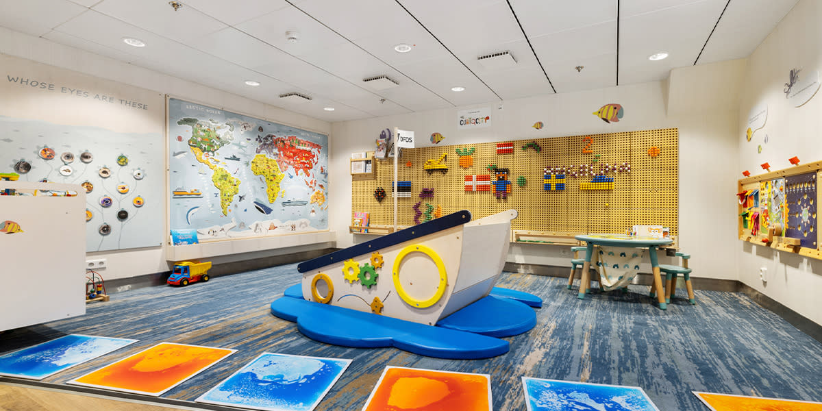 Playroom onboard