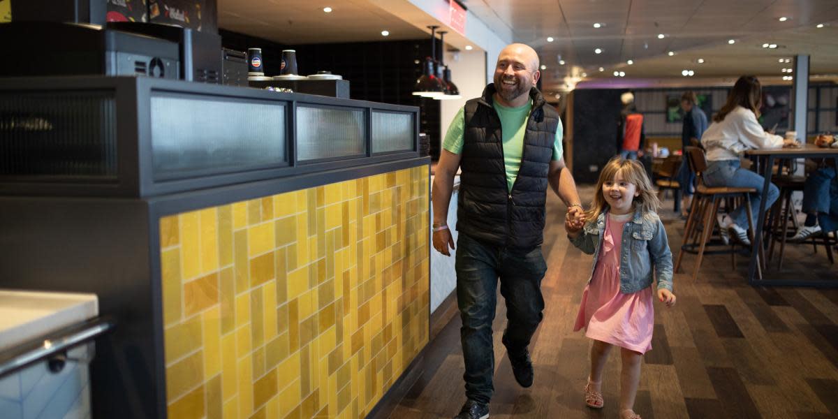 153 EC Onboard Outlets 09 2025 58