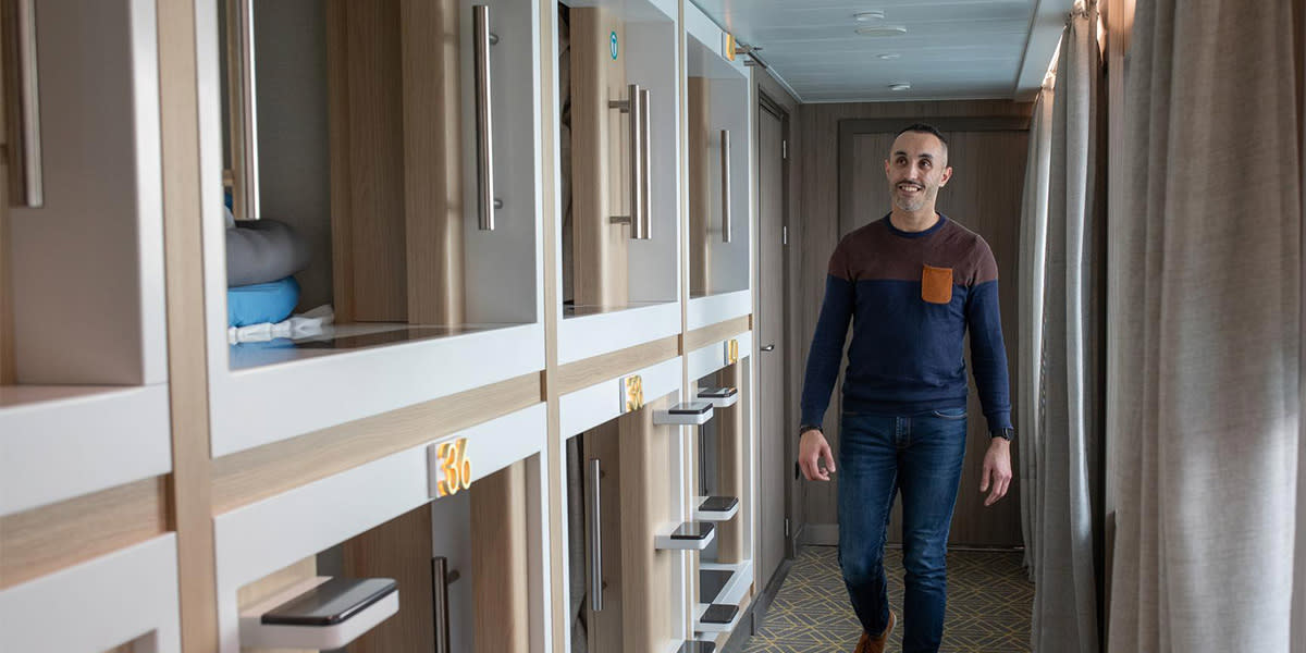Capsule Hotel - Sleeping Pods Capsule Hotel - Sleeping Pods
