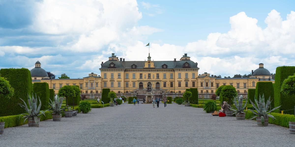 travel to Drottningholm Palace with DFDS