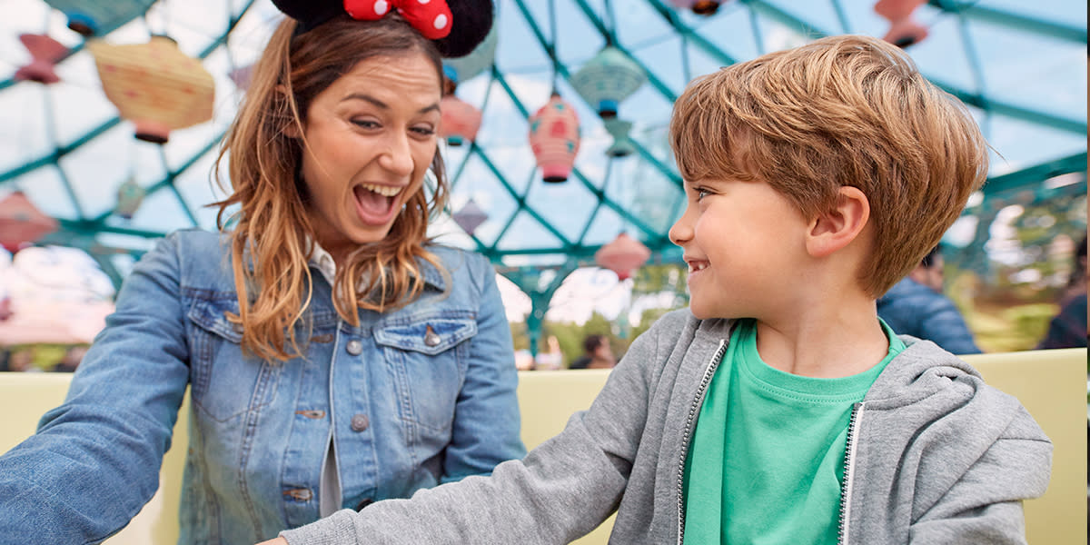 Family enjoying Disneyland® Paris