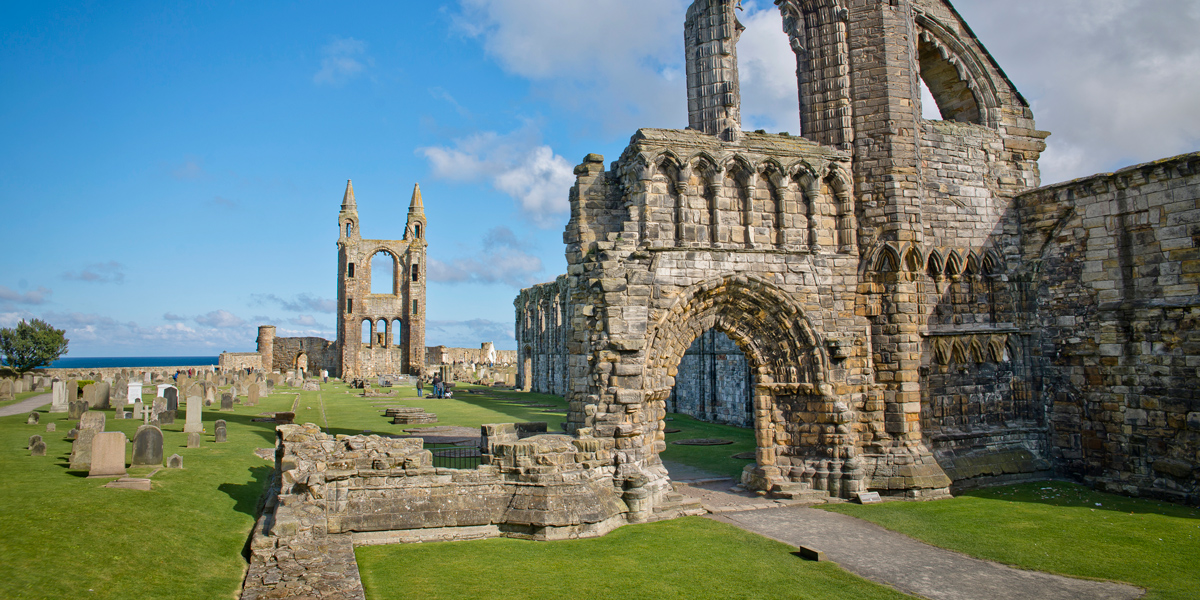St Andrews Travel Guide | Scotland | Ferry Travel | DFDS