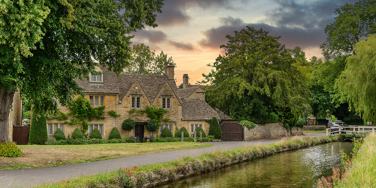 Cotswolds house