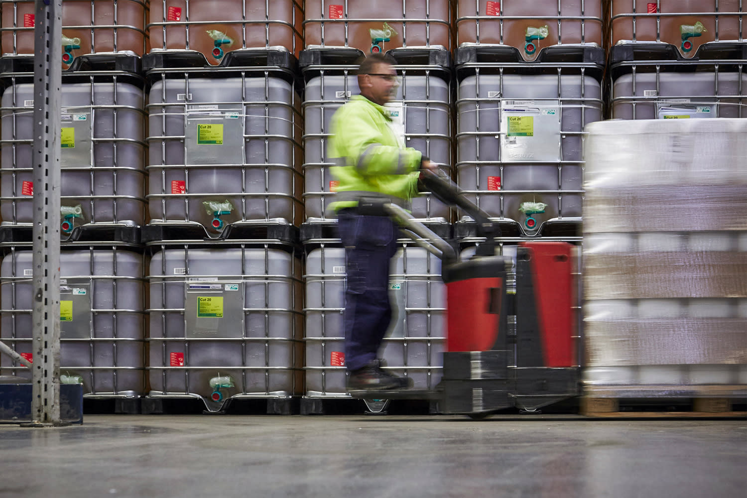 dfds-logistics-warehouse-management-chemical