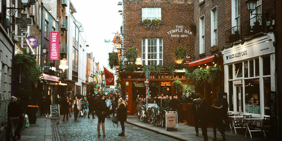 DE Dublin TravelGuide Box 5