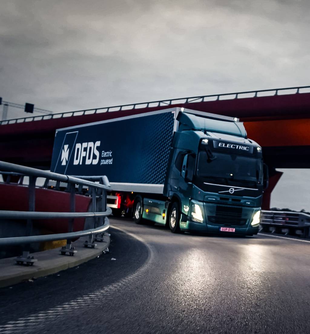 DFDS Volvo truck, cropped