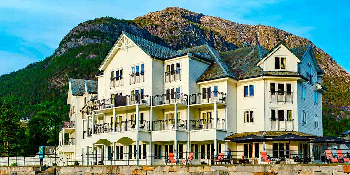 Vøringfoss Hotel 01