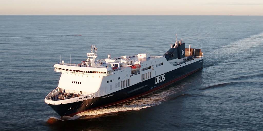 DFDS ferry DFDS ferry, Athena Seaways