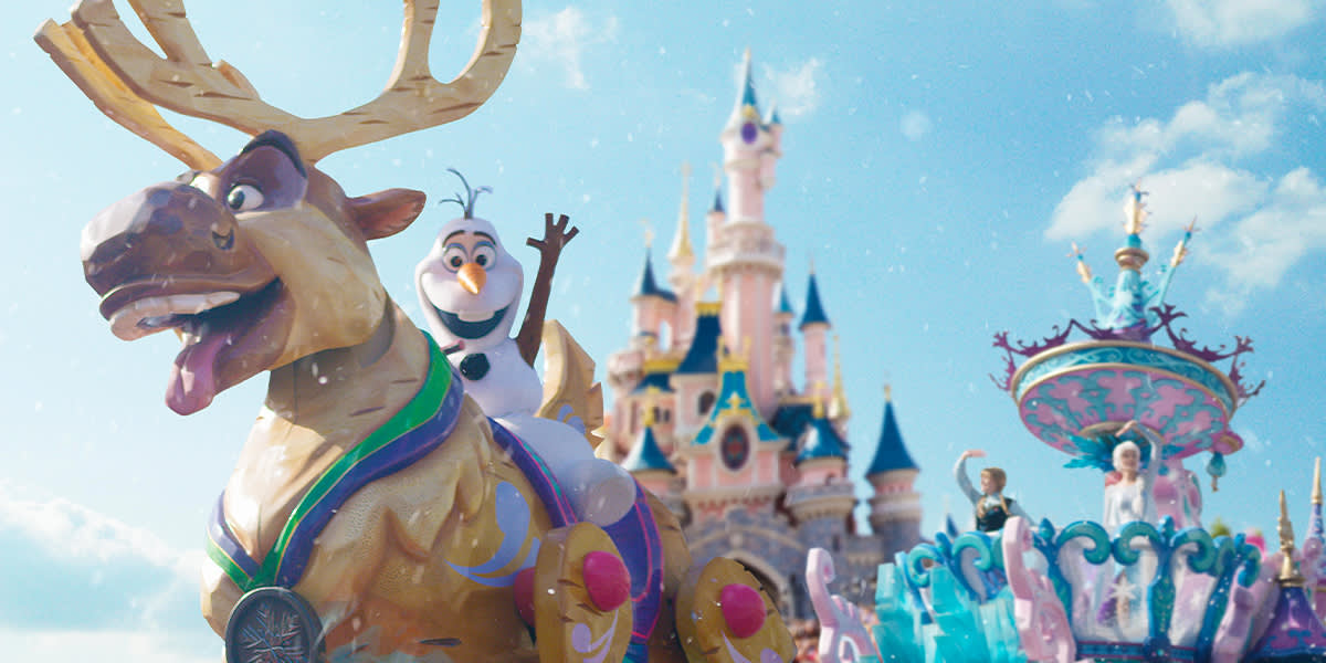 Sven and Olaf at Disneyland® Paris