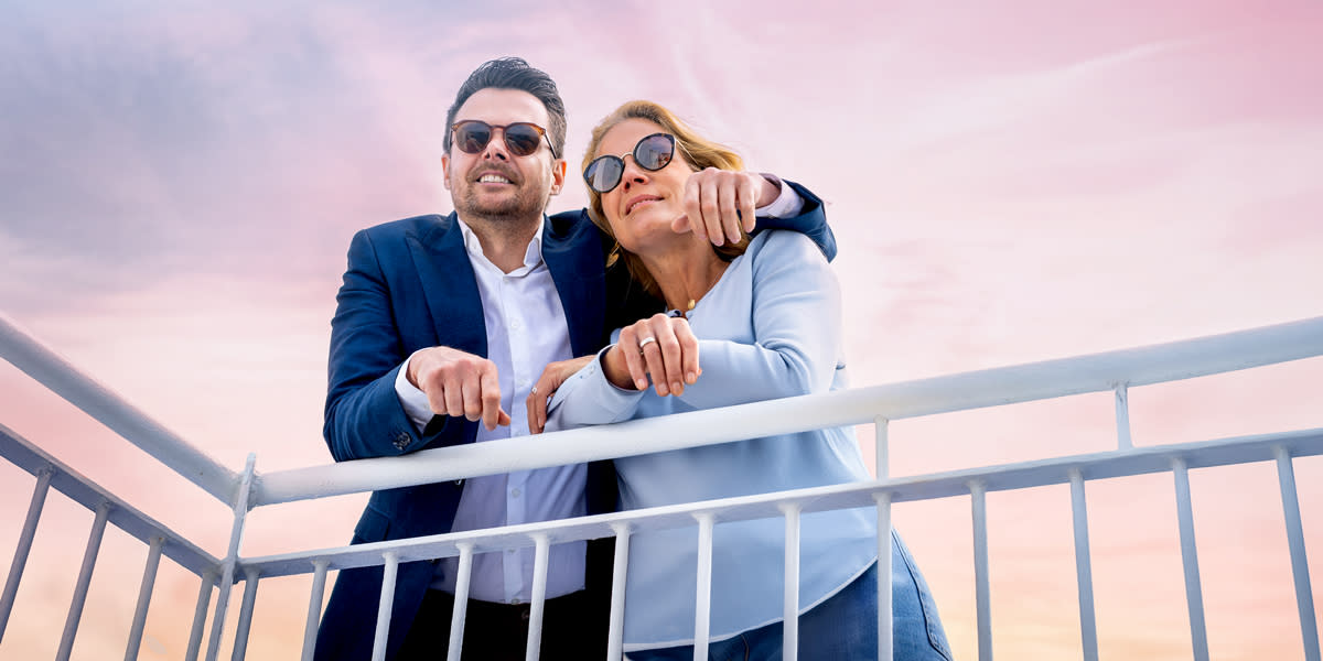 Pärchen auf dem Deck von DFDS Fähre