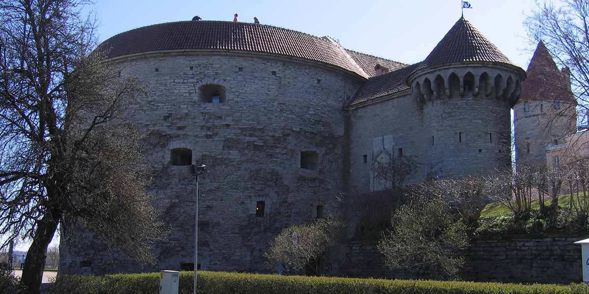 Tallinn Old Town - Paksu Margareeta