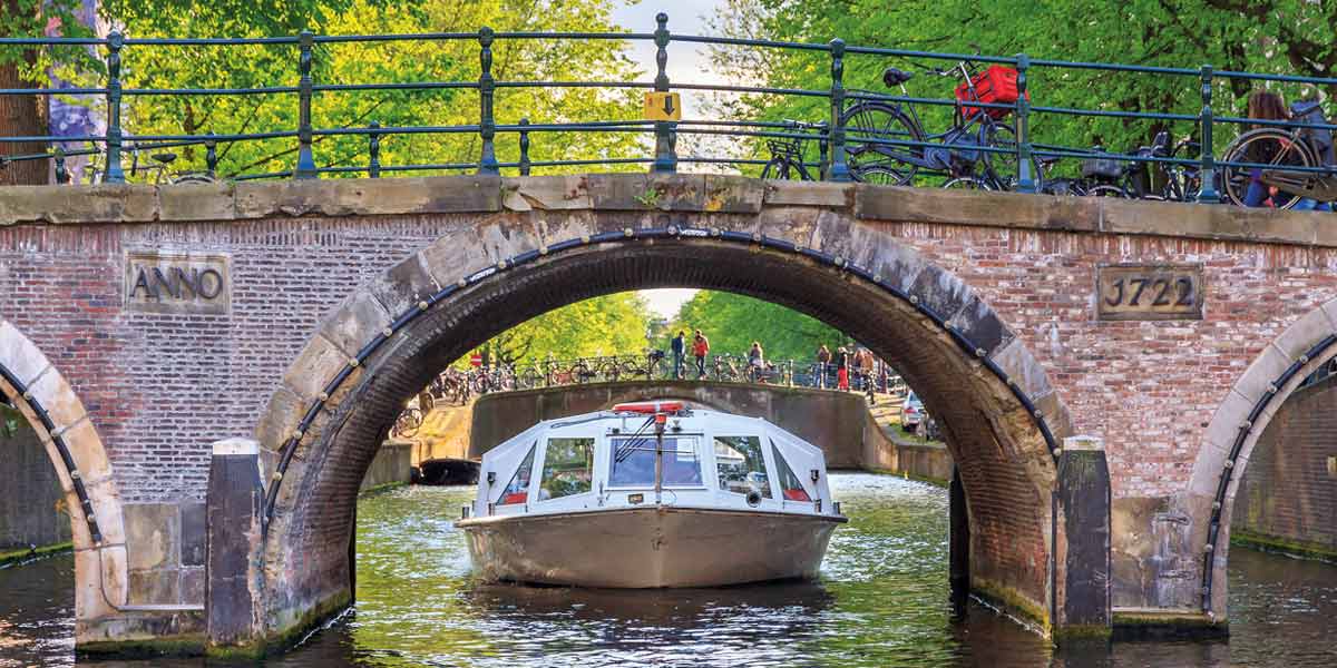 Amsterdam canal cruise