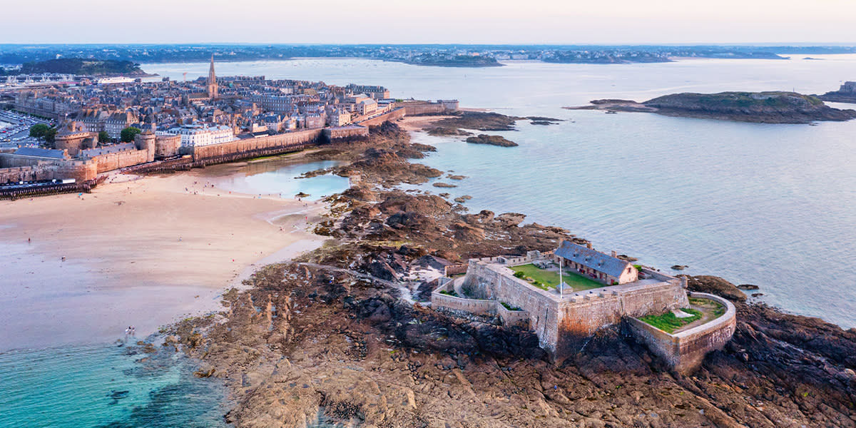 Jersey EN 24 12 Web StMalo 2 1200x600