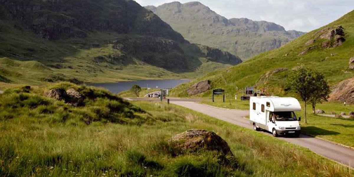 autocamper in nature