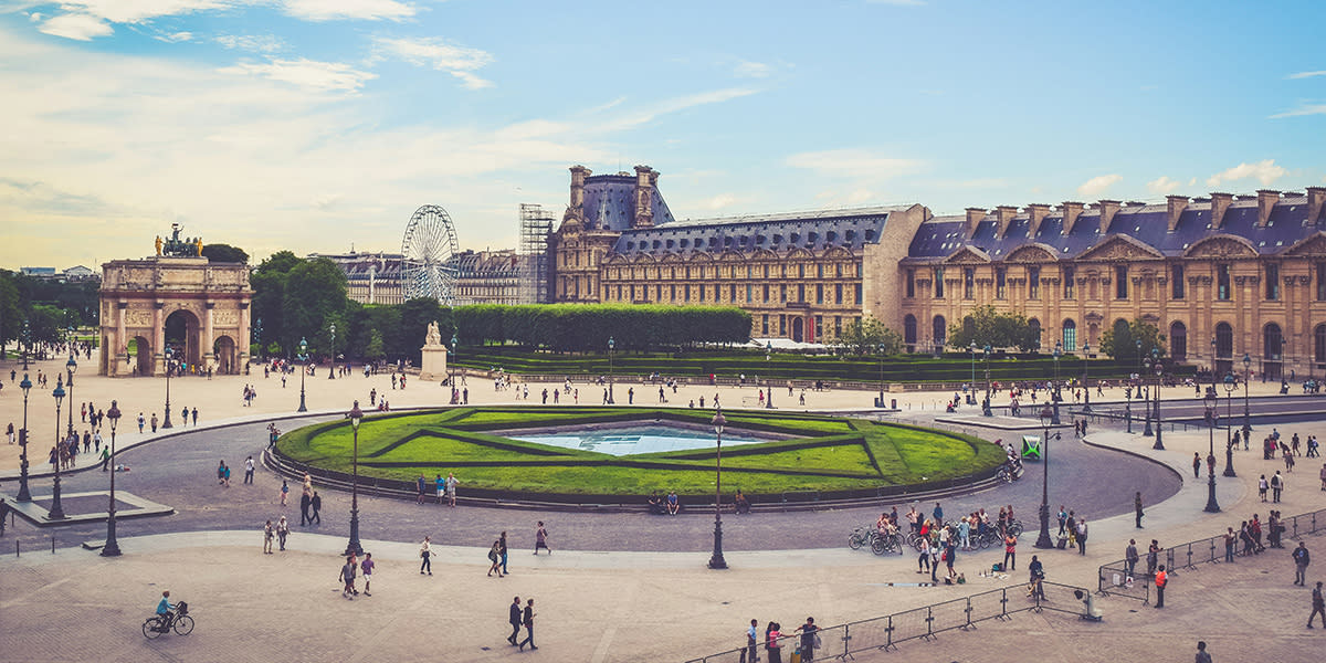 Paris Square beside Louvre