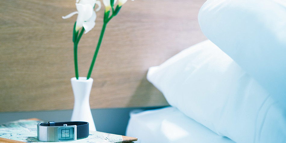 Flowers in commodore cabin onboard 