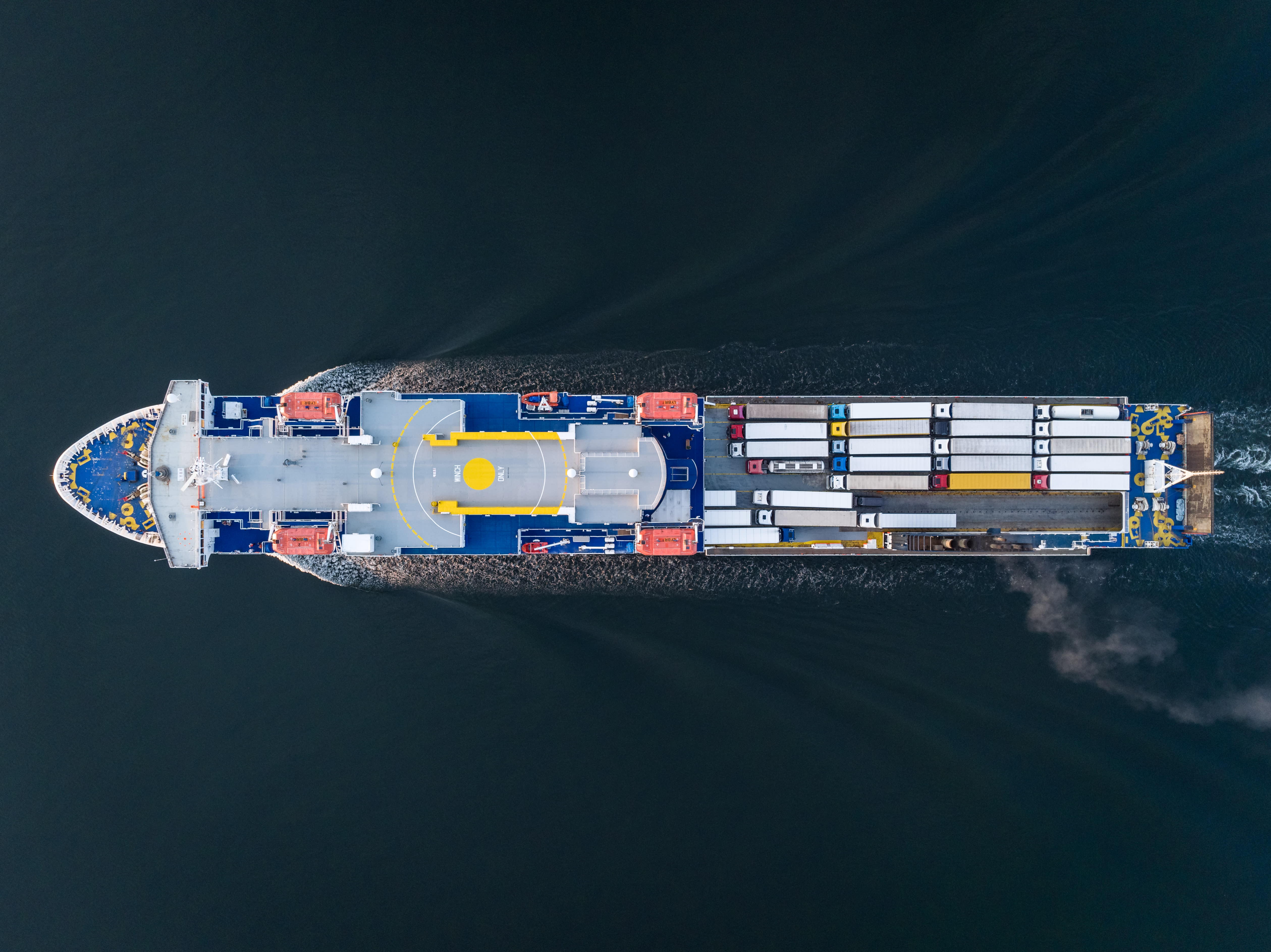 DFDS Sirena Seaways kaupokalda-com-20220627-214550-DJI 0453 (AHV edit)