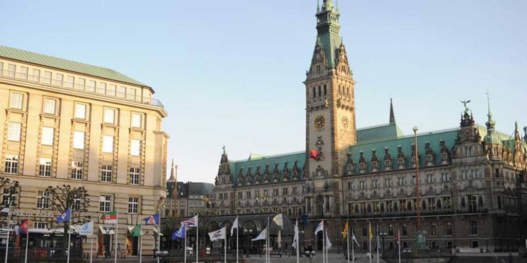 Hamburg Town Hall 